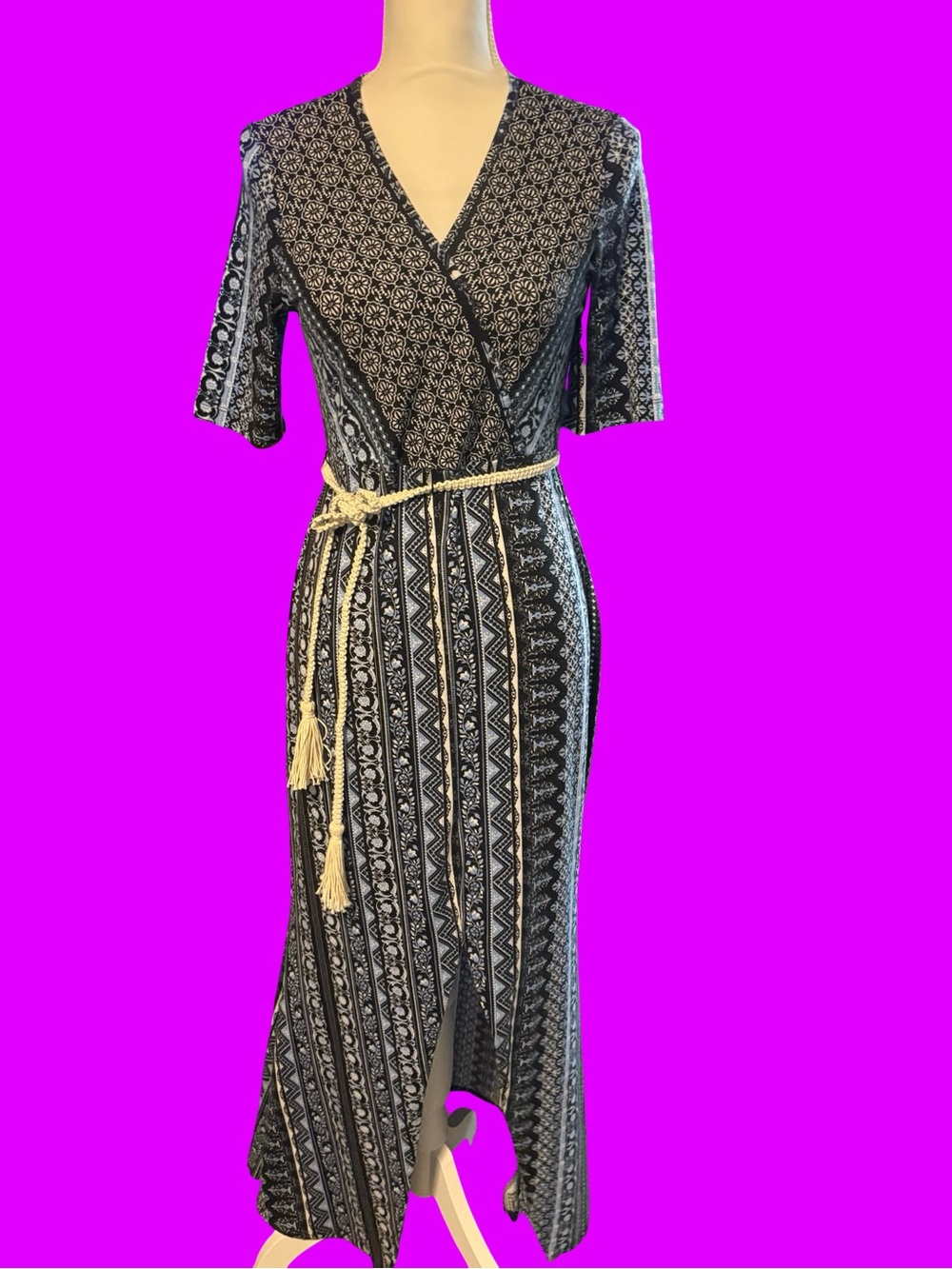 Stilleto’s V-Neck High Slit Navy & Blue Cotton Dress with Tassel Belt Size M
